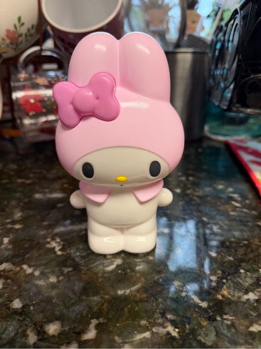 My Melody makeup brush /pencil holder